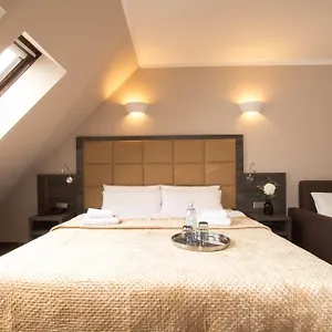 Delta Am Potsdamer Platz 3*, Berlin Germany